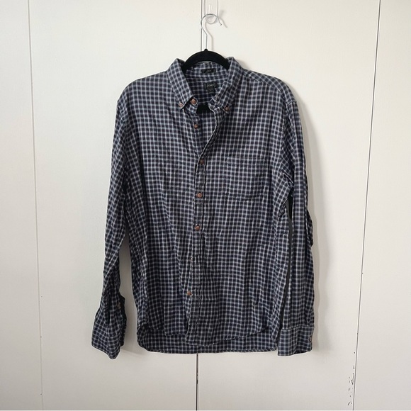 J. Crew Slim Men’s Blue and White Checkered Casual Button Down Shirt Size Large - Picture 1 of 8